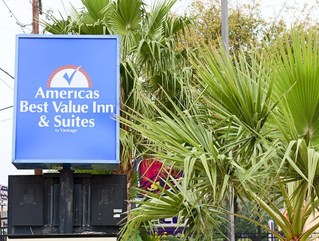 Americas Best Value Inn And Suites Houston Fm 1960 Extérieur photo
