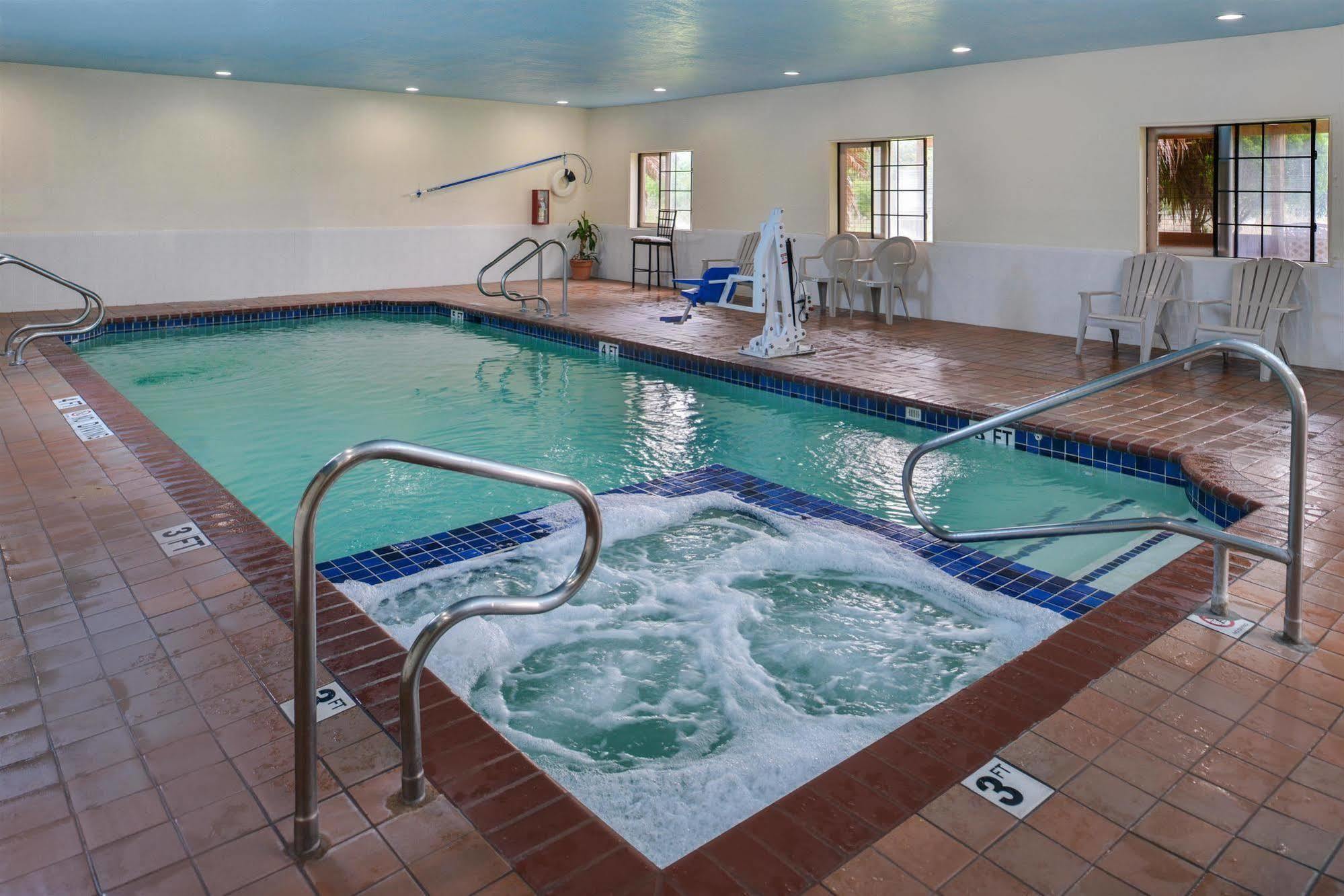 Americas Best Value Inn And Suites Houston Fm 1960 Extérieur photo